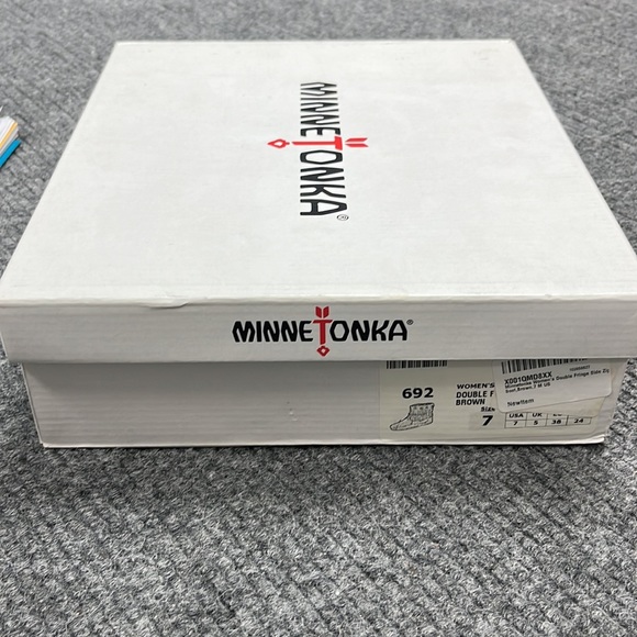 Minnetonka Women’s Double Fringe Side Zip Brown Boot (2944) - Picture 9 of 9